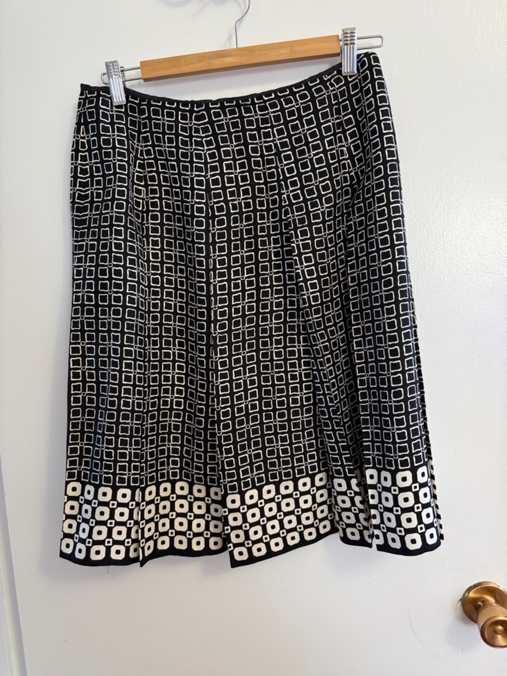 Talbots Petite Monochrome Square Pattern A-Line silk Skirt size 6